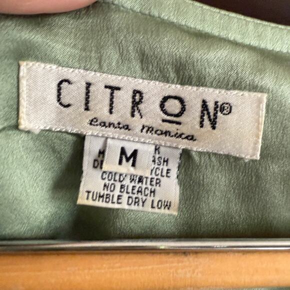 CITRON Santa Monica | Sage Green Silk Sleeveless Shell Top | Medium - Picture 4 of 7